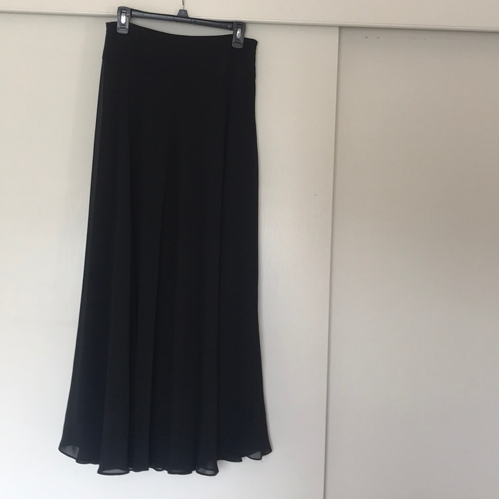 Black skirt. Never worn